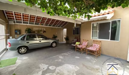 Casa com 3 quartos à venda na Rua Emília Lazarini Beccari, 10, Residencial Monte Verde, Indaiatuba, 116 m2 por R$ 750.000