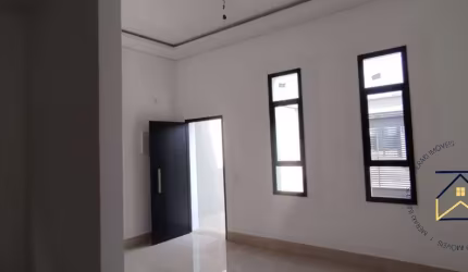 Casa com 2 quartos à venda na Rua Oswaldo Faccio, 650, Parque Residencial Sabiás, Indaiatuba por R$ 435.000