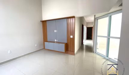 Casa com 3 quartos à venda na Rua Doutor Alexandre de Almeida Martha, 195, Jardim Residencial Nova Veneza, Indaiatuba por R$ 670.000