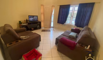 Casa com 3 quartos à venda na Rua Guarda Municipal Venâncio Silveira Pereira, 254, Jardim Regina, Indaiatuba por R$ 750.000