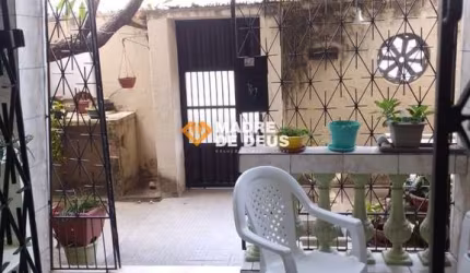 Casa em condomínio fechado com 4 quartos à venda na Demócrito Rocha, 236, Monte Castelo, Fortaleza por R$ 800.000