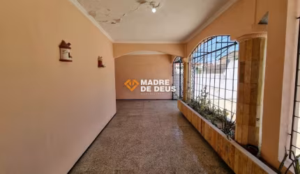 Casa com 3 quartos à venda na Rua Fernando Benevides, 613, Cidade dos Funcionários, Fortaleza por R$ 770.000