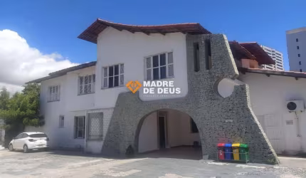 Casa com 7 quartos à venda na Rua Bento Albuquerque, 2626, Dunas, Fortaleza por R$ 1.600.000