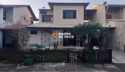 Casa em condomínio fechado com 4 quartos à venda na Travessa Trinta de Junho, 35, Edson Queiroz, Fortaleza por R$ 890.000