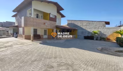Casa com 3 quartos à venda na Avenida Conselheiro Gomes de Freitas, 3949, Sapiranga, Fortaleza por R$ 1.100.000