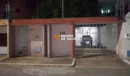 Casa em condomínio fechado com 4 quartos à venda na Marechal Humberto de Alencar Castelo Branco ., 323, Campo dos Velhos, Sobral por R$ 700.000