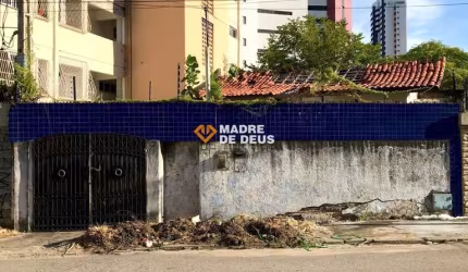 Casa com 3 quartos à venda na Rua Bento Albuquerque, 150, Cocó, Fortaleza por R$ 1.200.000