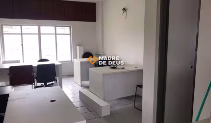 Sala comercial à venda na Avenida Bezerra de Menezes, 2071, São Gerardo, Fortaleza por R$ 120.000