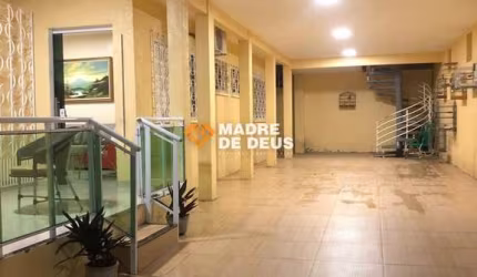 Casa em condomínio fechado com 4 quartos à venda na Vicente Spíndola, 354, Montese, Fortaleza por R$ 800.000