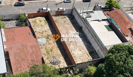 Terreno em condomínio fechado à venda na Rua José Euclides, 54, Fátima, Fortaleza por R$ 830.000