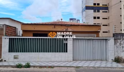 Casa em condomínio fechado com 3 quartos à venda na Rua Dom Sebastião Leme, 669, Fátima, Fortaleza por R$ 490.000