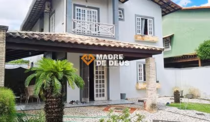 Casa em condomínio fechado com 4 quartos à venda na Avenida Viena Weyne, 955, Cambeba, Fortaleza por R$ 850.000