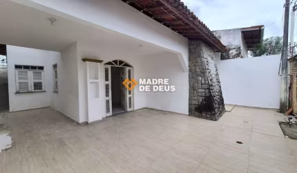 Casa em condomínio fechado com 5 quartos à venda na Espanha, 14, Vila Peri, Fortaleza por R$ 525.000