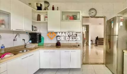 Casa em condomínio fechado com 5 quartos à venda na Marcelino de Melo, 155, Lagoa Sapiranga (Coité), Fortaleza por R$ 650.000