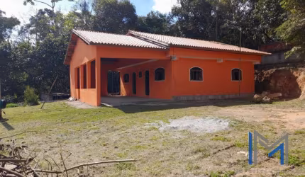 Terreno de 2 mil metros com casa em Cotia