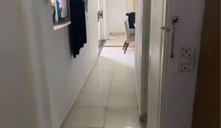 Se você está procurando um lugar para chamar de lar, essa casa térrea em Campanário - Diadema é perfeita para você! Com 2 dormitórios, sendo 1 suíte, e 2 banheiros, essa casa é espaçosa e confortável.
