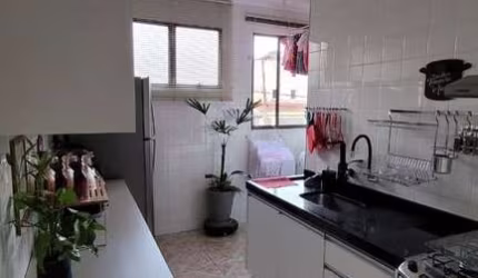 Apartamento em Conjunto Residencial Pombeva  -  São Bernardo do Campo