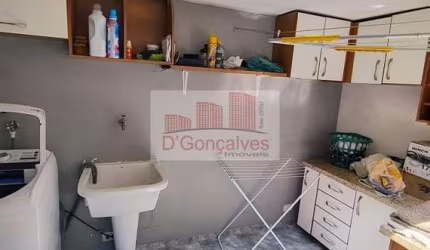 Casa Sobrado em Centro  Rua sem saída do lado da padaria Nobrega do lado  do Shopping praça da moça com 2 dorm 1 suite 3 banh 2 vagas  700.0000