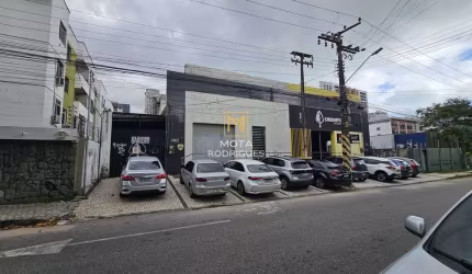 Prédio Comercial nascente na Aldeota
