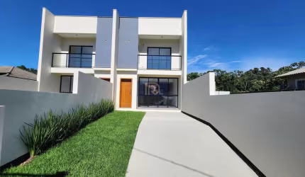 Sobrado à venda no bairro Forquilhas - São José/SC