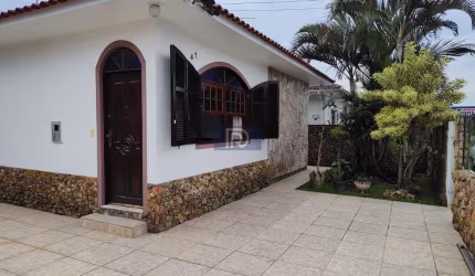 Casa à venda no bairro Rio Caveiras - Biguaçu/SC