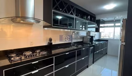 Apartamento à venda no bairro Barreiros - São José/SC