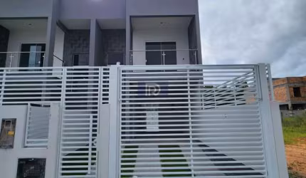 Sobrado à venda no bairro Forquilhas - São José/SC