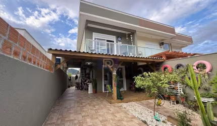 Sobrado à venda no bairro Bela Vista - Palhoça/SC