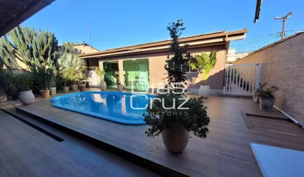 Casa com 3 quartos à venda, 250 m² por R$ 1.200.000 - Village Rio das Ostras - Rio das Ostras/RJ