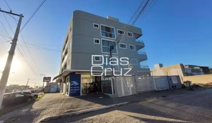 Apartamento com área privativa em Rio das Ostras, 2 quartos