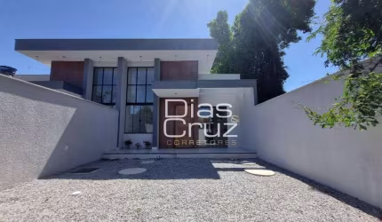 Casa no Centro de Rio das Ostras com 3 quartos!