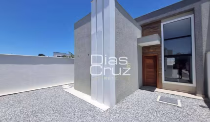 Casa com lindo terraço no Atlântico em Rio das Ostras com 3 quartos