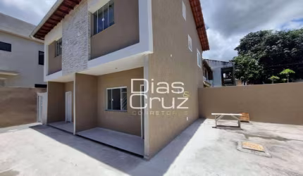 Duplex em condomínio no Ouro Verde com 2 quartos, Rio das Ostras