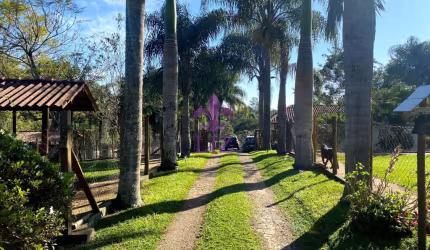 Linda chácara a venda