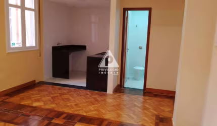Conjugado reformado 'entrar e morar' Centro.