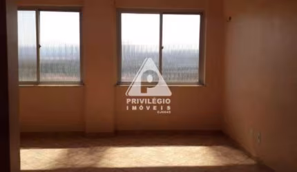 Apartamento sala 2 ambientes 2 quartos dependencias 1 vaga proximo estadio Engenhao Engenho de Dentro