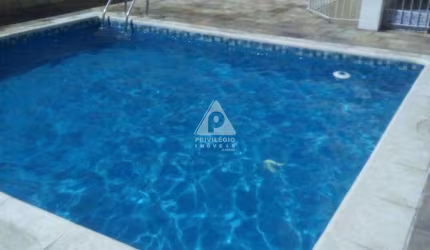Apartamento 2 quartos 1 vaga Clube Escolas BRT Olaria