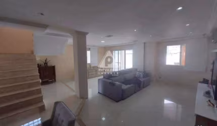 Casa Condomínio Triplex 4 Quartos 3 Suites 3 Vagas Recreio dos Bandeirantes Oportunidade