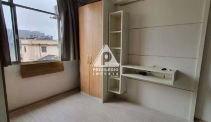 Studio Andar alto Vista Cristo Portaria 24h com monitoramento próximo Sambódromo Centro Rio de Janeiro