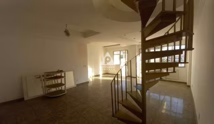 Apartamento duplex , salão, 2 quartos, área gourmet, dependências completas, vaga, Tijuca.