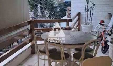 Apartamento 3 quartos no Jardim Oceânico