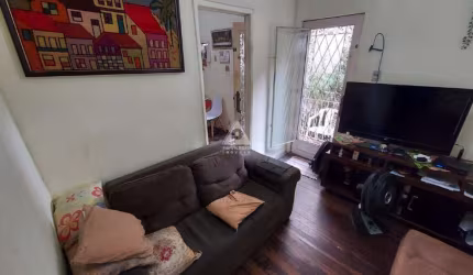Casa de rua à venda, 2 quartos, Tijuca - RIO DE JANEIRO/RJ