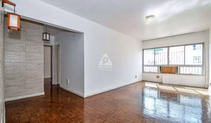 Ótimo Apartamento no Maracanã