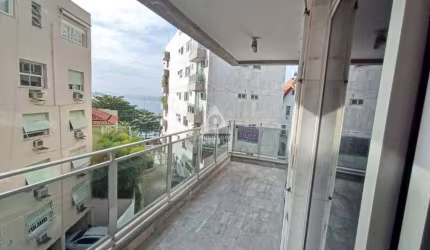 3 quartos com suite no bairro mais seguro e tranquilo do Rio de Janeiro.