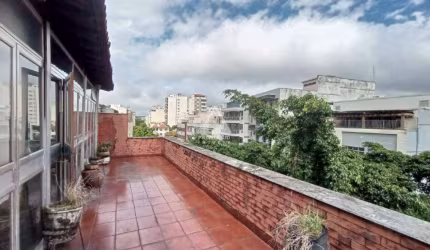 EXCELENTE COBERTURA A VENDA NO CORAÇÃO DA GRANDE TIJUCA