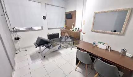 Sala à venda na Praça Saens Pena na Tijuca