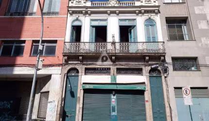 Casa de Rua, comercial, mezanino, galpão, 2 escrtórios, 5 banheiros, varanda, 640m².