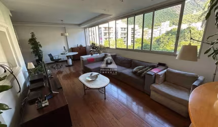 Apartamento 3 quarto (sendo um suíte) com vaga da escritura e próximo do metrô Uruguai.