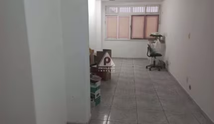 Sala comeercial a venda 150 metros do metro saens Pena , Tijuca