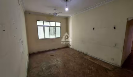 Apartamento original à venda, 2 quartos, 2 banheiros, 76m², Praça da Bandeira - RJ